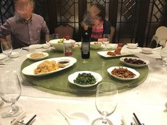 -上海小南国(仲盛世界商城店)