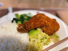 鸡腿饭-北大家园食堂
