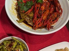 -龙巢盱眙龙虾·牛蛙·烧烤宵夜(八卦岭店)
