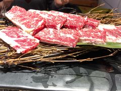 -鑫釜山海鲜烧烤(鑫丰国际店)