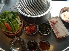 -釜山火炉·海鲜烤肉(紫藤路店)