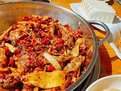 主打的干锅鸭头-安诚居干锅鸭头(八角店)