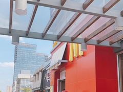 -麦当劳(花桥得来速店)