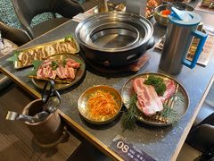 -草家酱蟹炭火烤肉店(珲春南路二店)