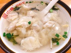 鲜肉小馄饨-小姜锅贴(凤凰街店)