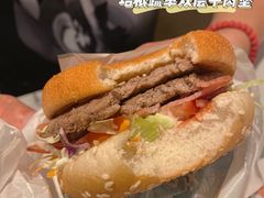 培根蔬萃牛肉堡-麦当劳(石家庄乐活广场店)
