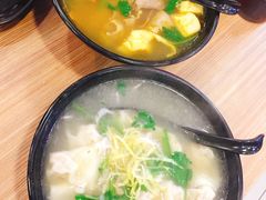 -小杨生煎(成山巴黎春天店)