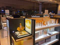 -王权免税店(清迈机场店)