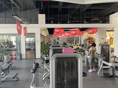 -健变健身俱乐部(前海天虹商场店)