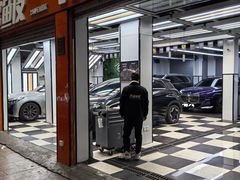 -鲨鱼皮汽车凹陷玻璃修复(静安店)