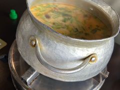 冬阴功-大头虾越式风味餐厅(光明广场店)