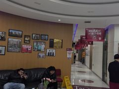 -雅悦齿科(顾村公园店)