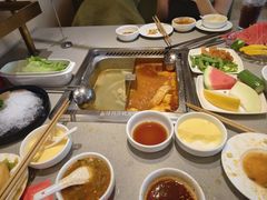 -海底捞火锅(新松江路店)
