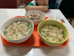 -周震馄饨
