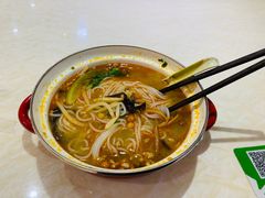 -丽丽三鲜螺蛳粉(田林路店)