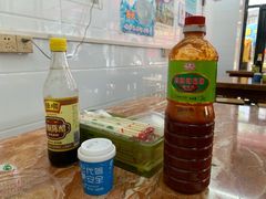 海堤特级辣椒酱-三真丸子美食坊(故宫路店)