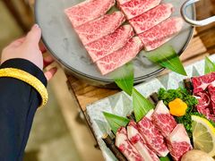 贵族雪花-明洞阿姨·韩式酱蟹烤肉·创意料理(三元桥店)