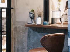 -Double cafe