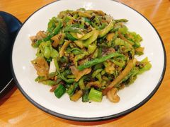 -莲餐厅·湖北菜·潜江小龙虾店(愚园路店)