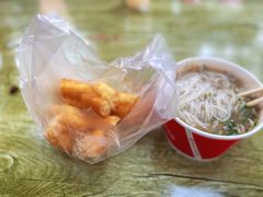 现炸油条-汪记鲜鱼糊汤粉(沈阳路总店)