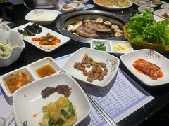 -青松馆韩国料理(香港中路佳世客店)