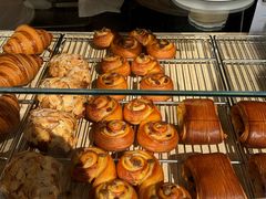 -VERIE BAKEHOUSE