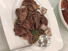-梅龙镇酒家(南京西路总店)