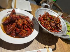 -叶派龙虾•招牌香辣蟹·海鲜(中海国际店)