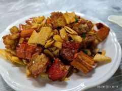 香辣掌中宝-小民大排档(光谷店)