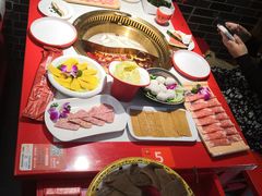 -欠火锅·水牛毛肚·团建聚餐·生日宴(何山路店)