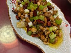 宫保鸡丁-易老妈蹄花.特色川菜(人民公园总店)