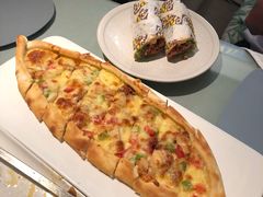 鸡肉奶酪皮塔饼-伊斯坦布尔土耳其清真咖啡餐厅