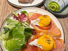 -Common Table · Brunch & Coffee