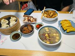 -老新隆牛肉锅贴(新街口店)