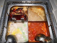 四宫格锅底-海底捞火锅(航洋城店)