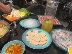 -老城鲜·小海鲜贝贝煲火锅(壹方城店)