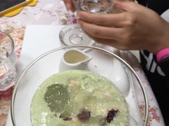 -燕庭·纯燕窝·甜品下午茶(南京西路店)