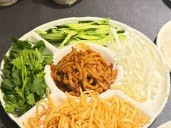 京酱肉丝-北院·果木烤鸭·25年东北菜(创意产业园店)