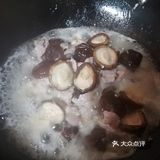 居家必备的家常菜之【香菇炒肉】