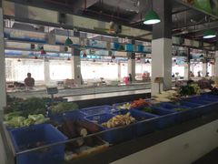 -鸿港海鲜批发市场