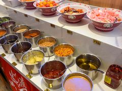 -谭公鱼头·鲜鱼火锅·小龙虾·江湖菜(秀沿路店)