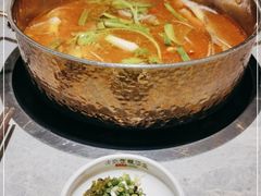 -野山舂·贵州现舂酸汤牛肉(民生路店)