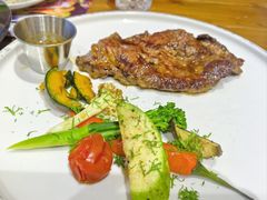 -米德维奇俄式西餐厅(西六道街店)