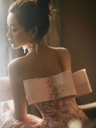 -派丽莫Pellimo原创设计婚纱品牌