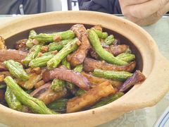 -天天向上素食餐厅(五台山店)