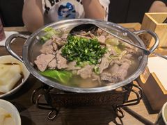 跷脚牛肉小锅-肖四女乐山跷脚牛肉(世博源店)