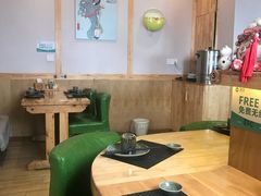大堂-兄弟船精致料理(自贡华商爱琴海购物公园华商国际城店)