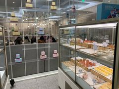 面包甜点陈列柜-奈雪的茶(市百一店)
