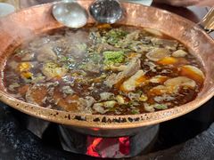 -朝伟清真铜瓢牛肉馆(三十年老·店)