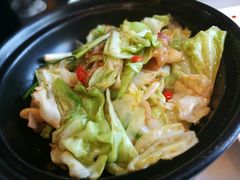 手撕圆白菜-京城小江南·土菜馆·蒸白鱼(东四十条店)